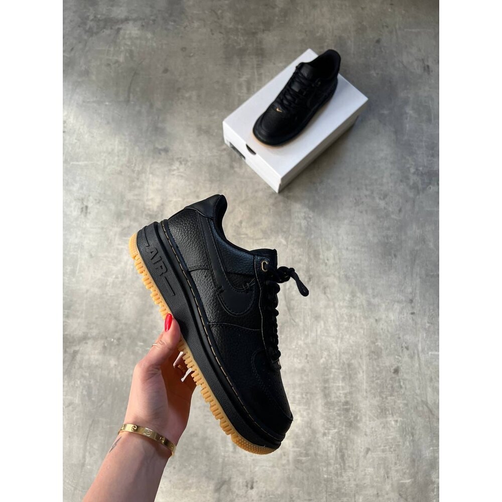 Air Force Luxe Black görsel 3