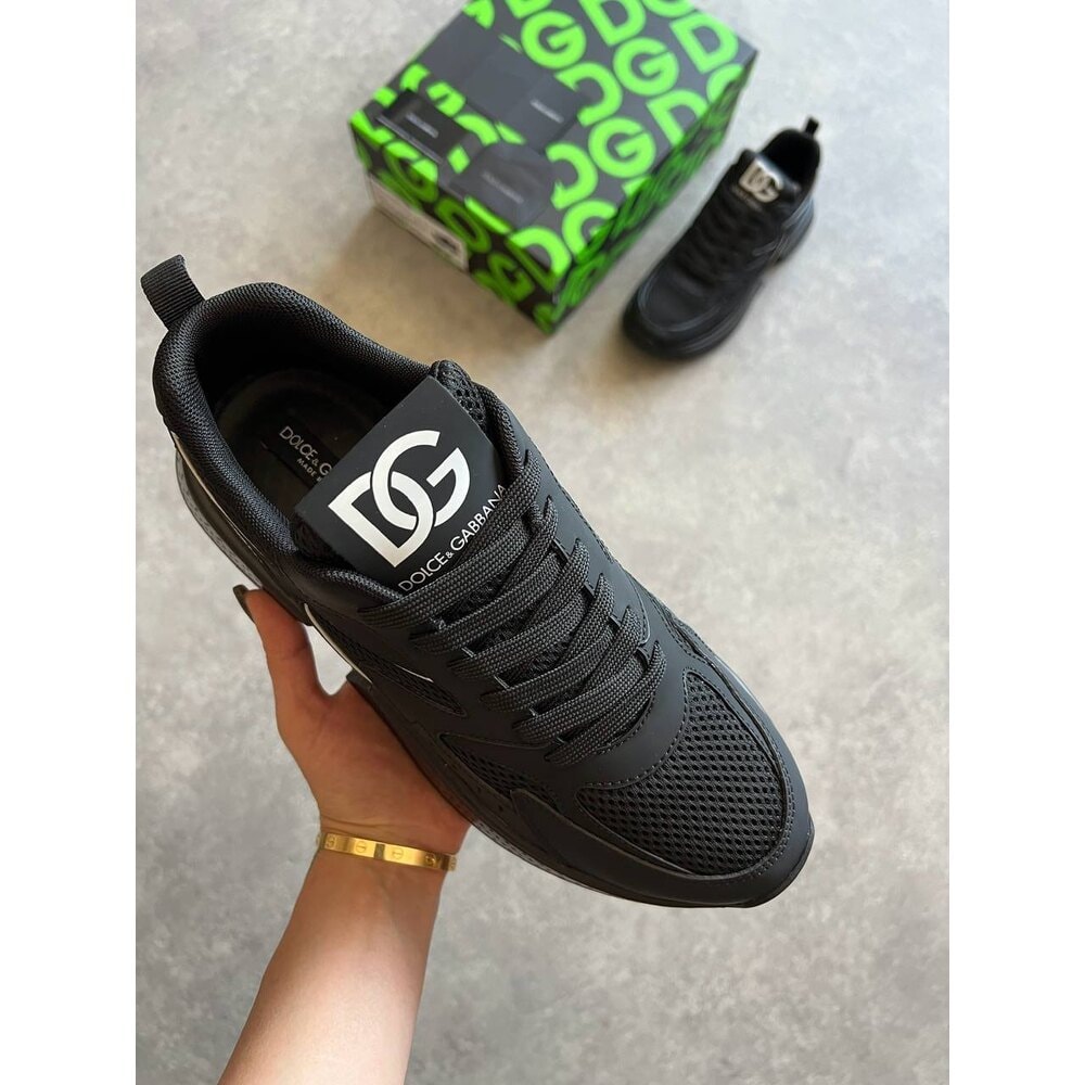 Dolce Gabbana Black görsel 3