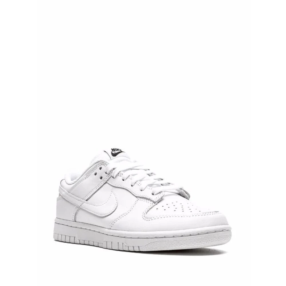 Nike Dunk Low Triple White görsel 3