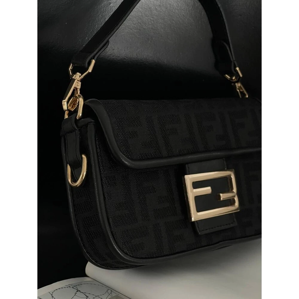 Fendi Baget Mini Bag Black görsel 4
