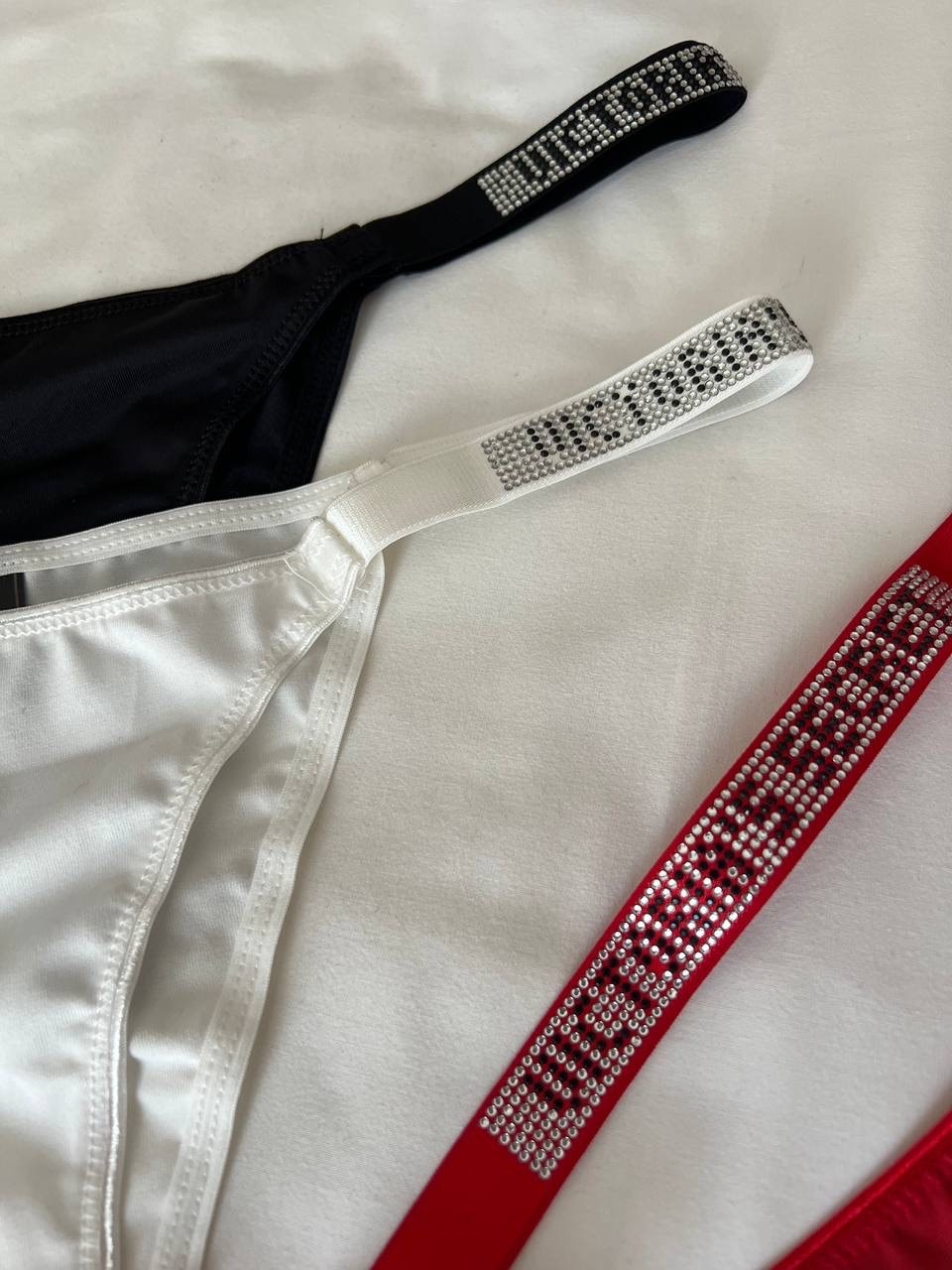 Victoria Secret’s Taşlı 3 Lü Bikini görsel 3
