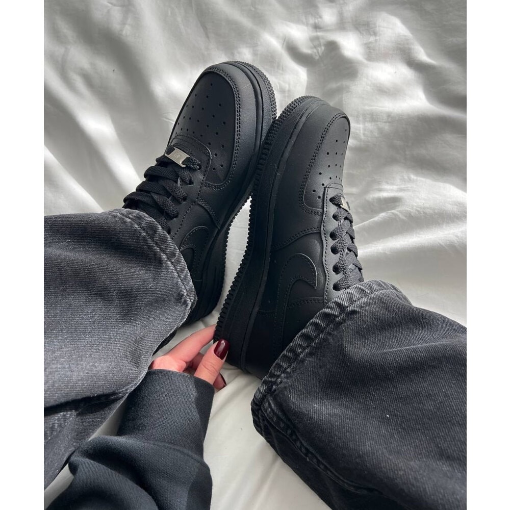 Nike Airforce 1 All Black görsel 2