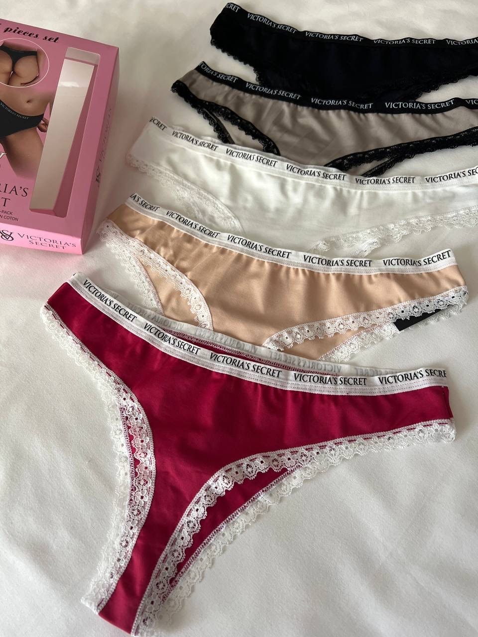 Victoria Secret’s 5 li Bikini Set (Dantel Detaylı) görsel 2