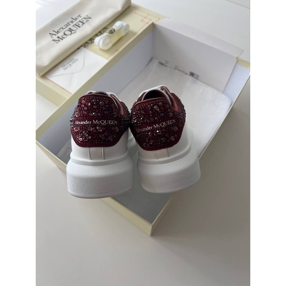 Alexander McQueen Beyaz Cyristal görsel 3