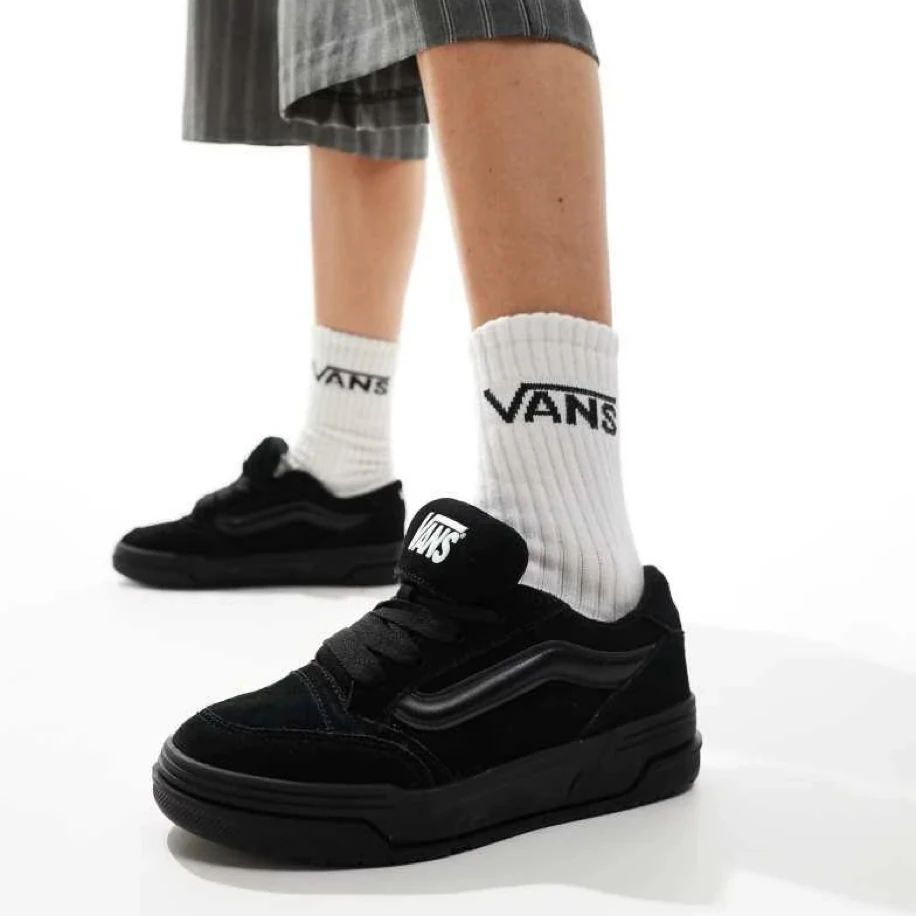 Vans Hylane Triple Black görsel 2