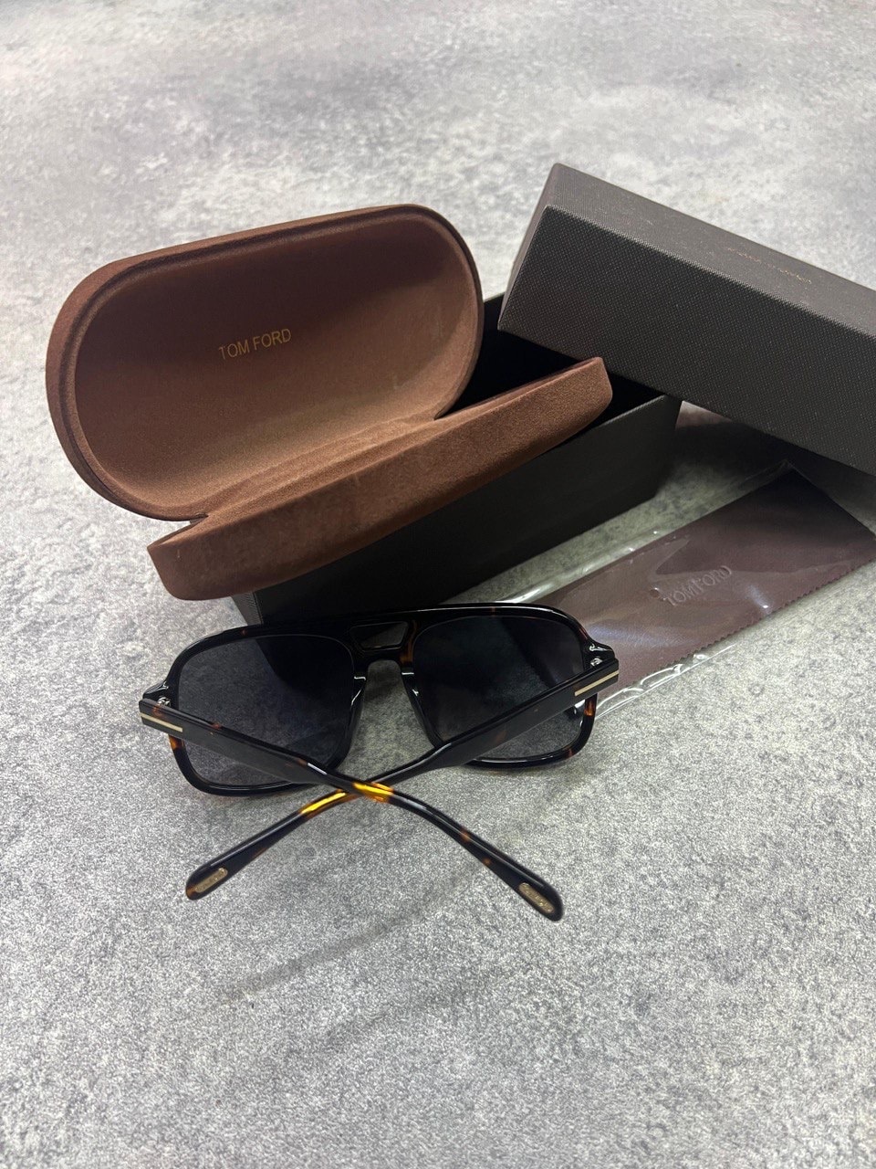 Tom Ford Güneş Gözlüğü görsel 4