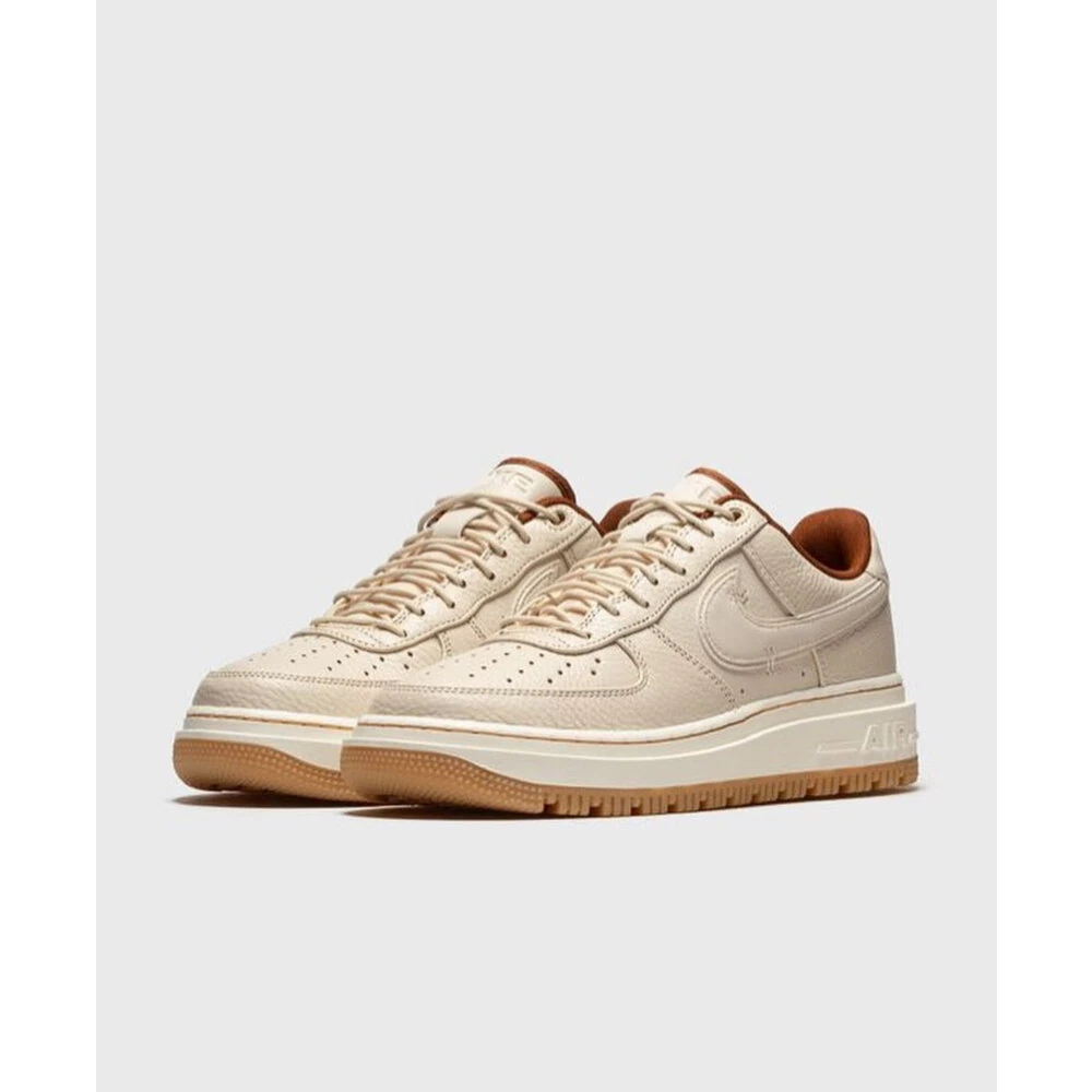 Nike Air Force 1 Low Luxe görsel 2