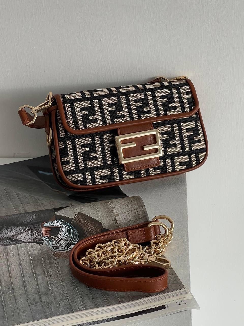 Fendi Bagıette Mini Bag görsel 5