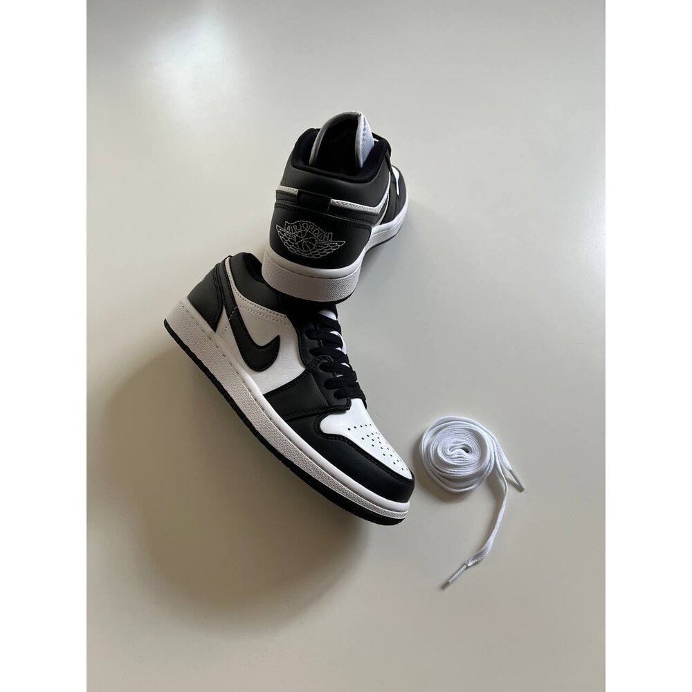 Nike Jordan Low Mis Panda Siyah Beyaz görsel 5