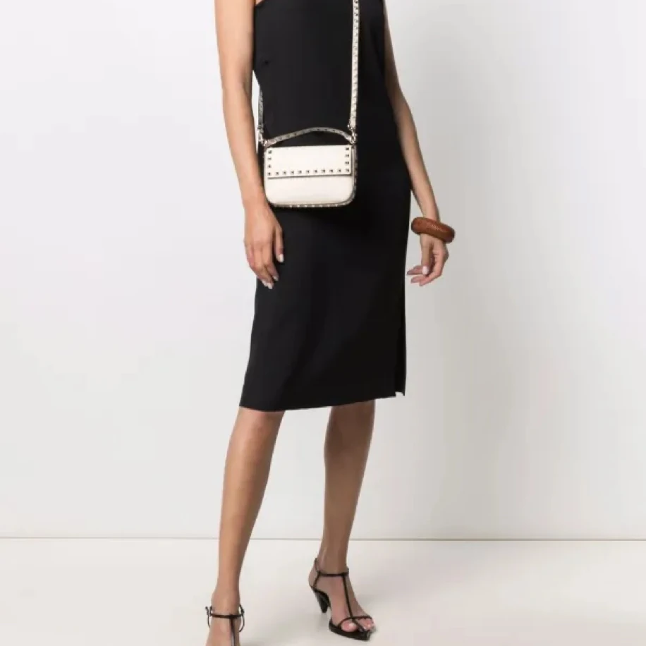 Valentino Garavani Rockstud Bag Mini White görsel 5