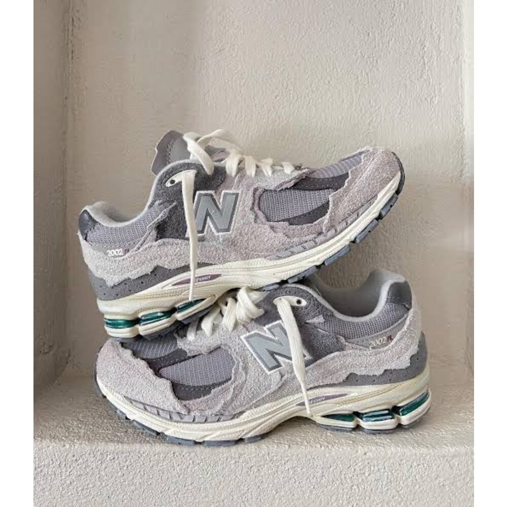 New Balance 2002r Protection Pack Rain Cloud DARkalıp görsel 3