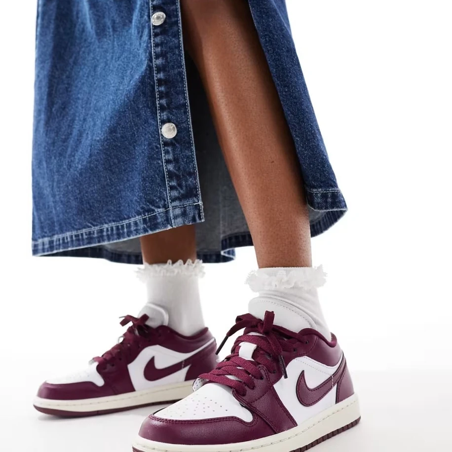 Jordan 1 Low Bordeaux görsel 2