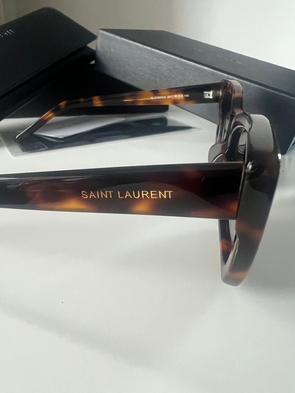 Ysl Güneş Gözlüğü görsel 3