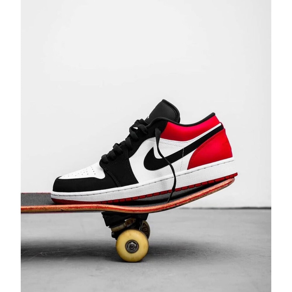 Nike Jordan Low Red görsel 4