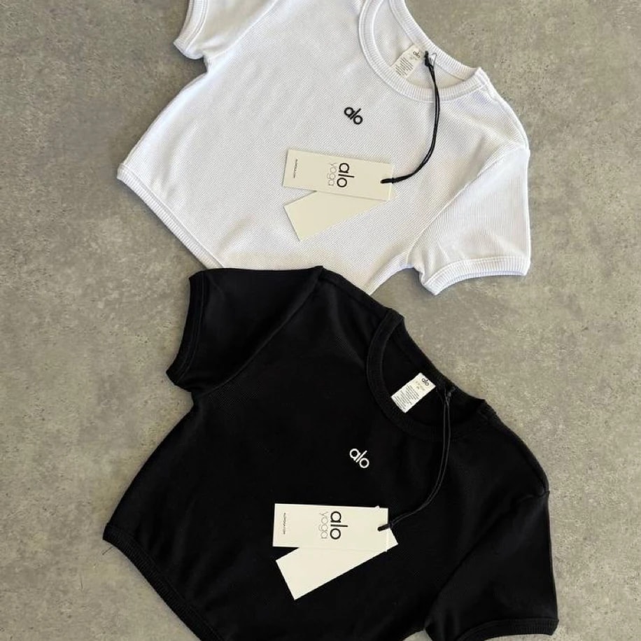 Alo Yoga Crop T-Shirt Black görsel 3