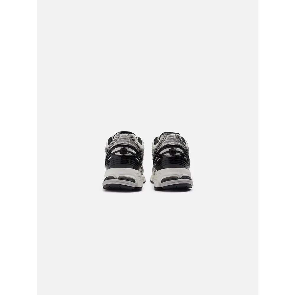 New Balance 1906R Silver Black görsel 4